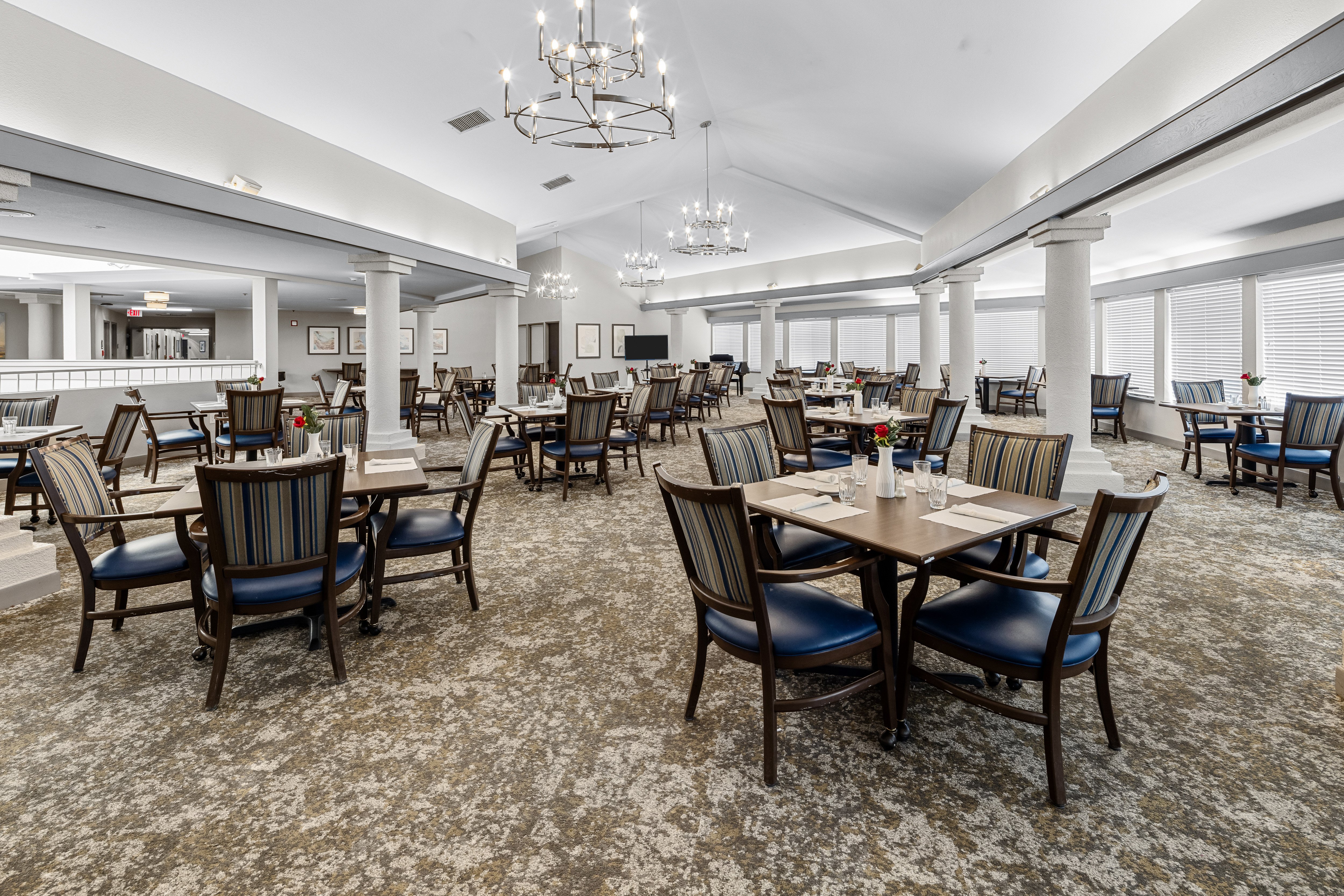 ARPX-010_Dining Room